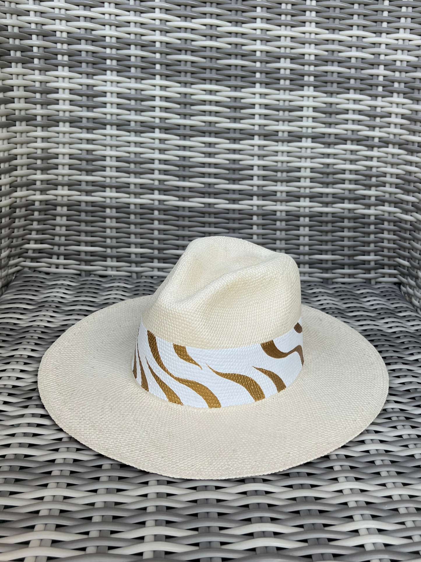 Aura Hat