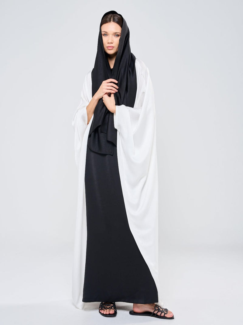 ARABELLA KAFTAN - BLACK & WHITE
