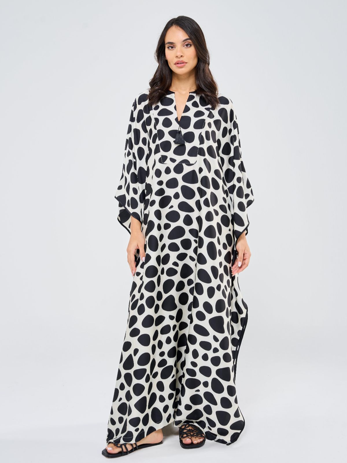 DAISY CLASSIC KAFTAN - BLACK & WHITE