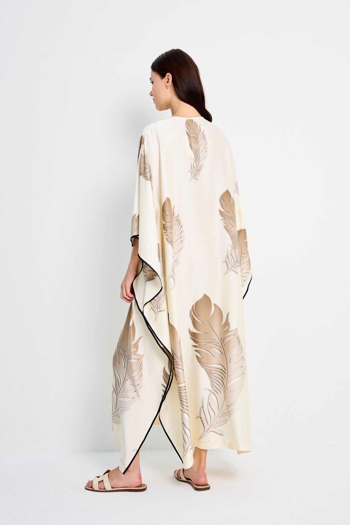 SWAN KAFTAN - CREAM