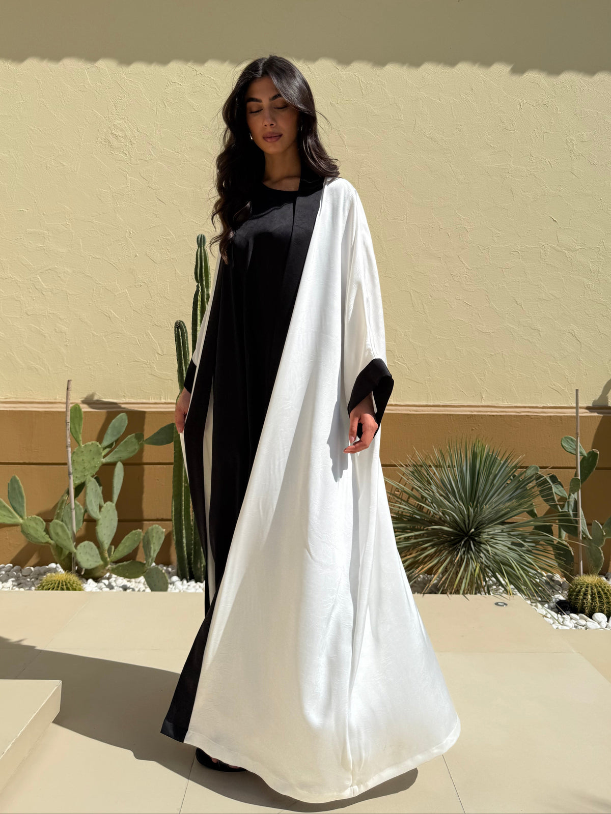 MARA SET - Black & White