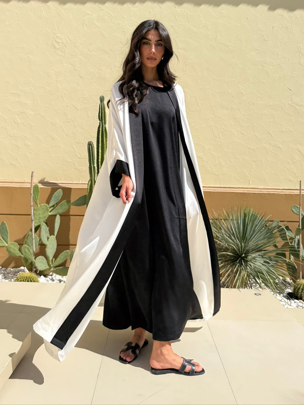 MARA SET - Black & White