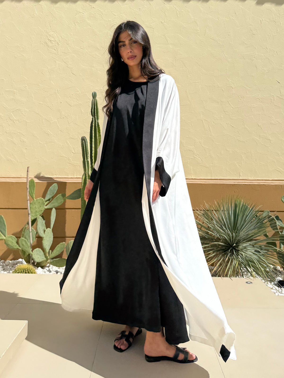 MARA SET - Black & White