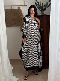 MAYA KAFTAN  - BLACK & WHITE