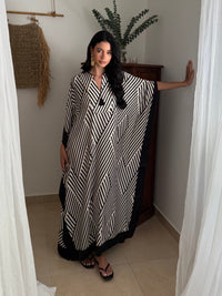 MAYA KAFTAN  - BLACK & WHITE
