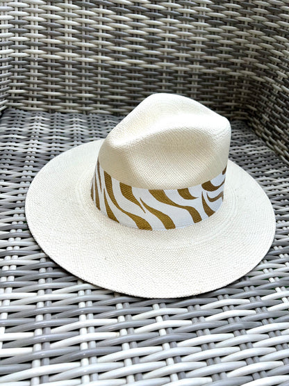 Aura Hat