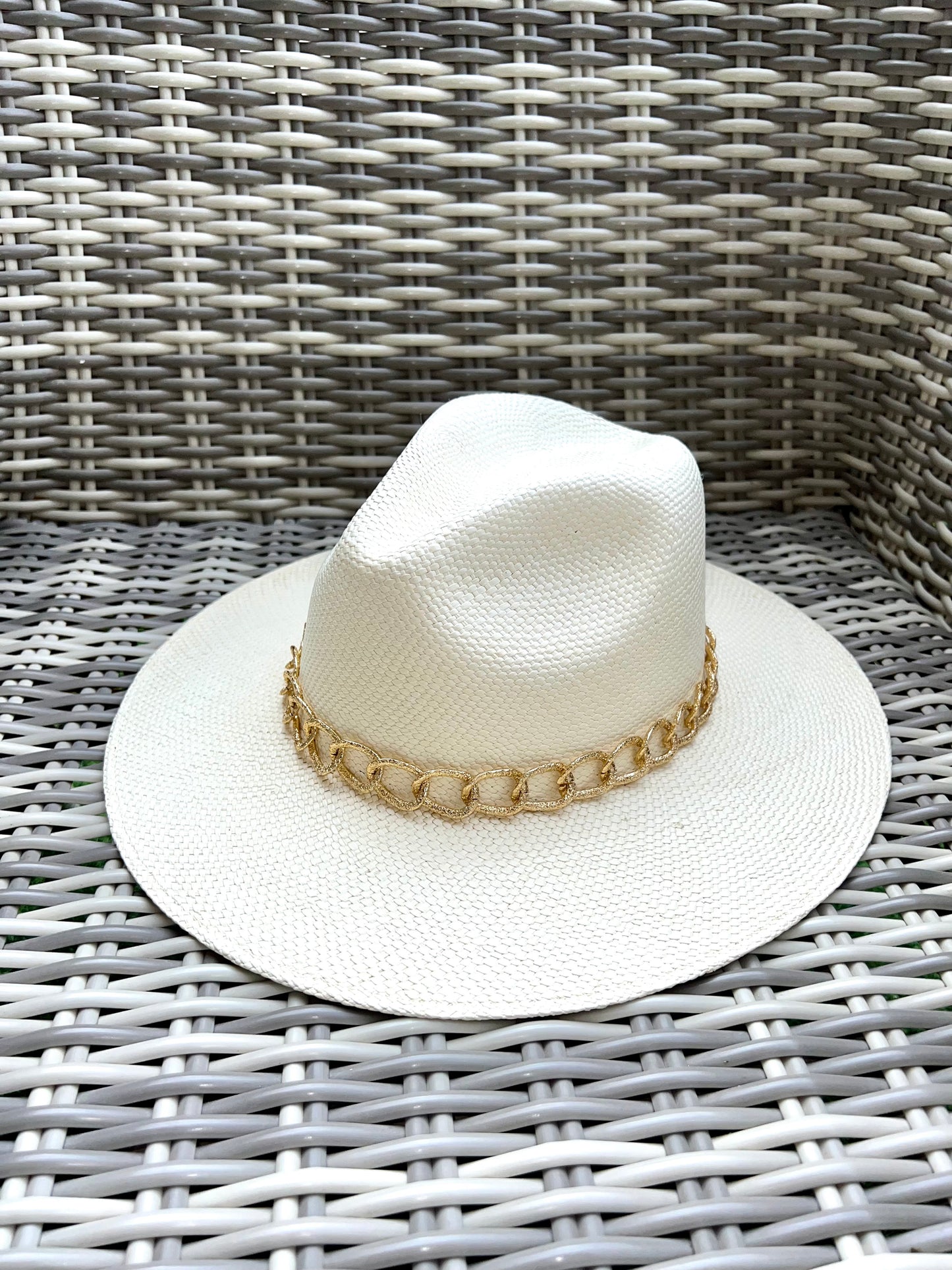 Chain Hat